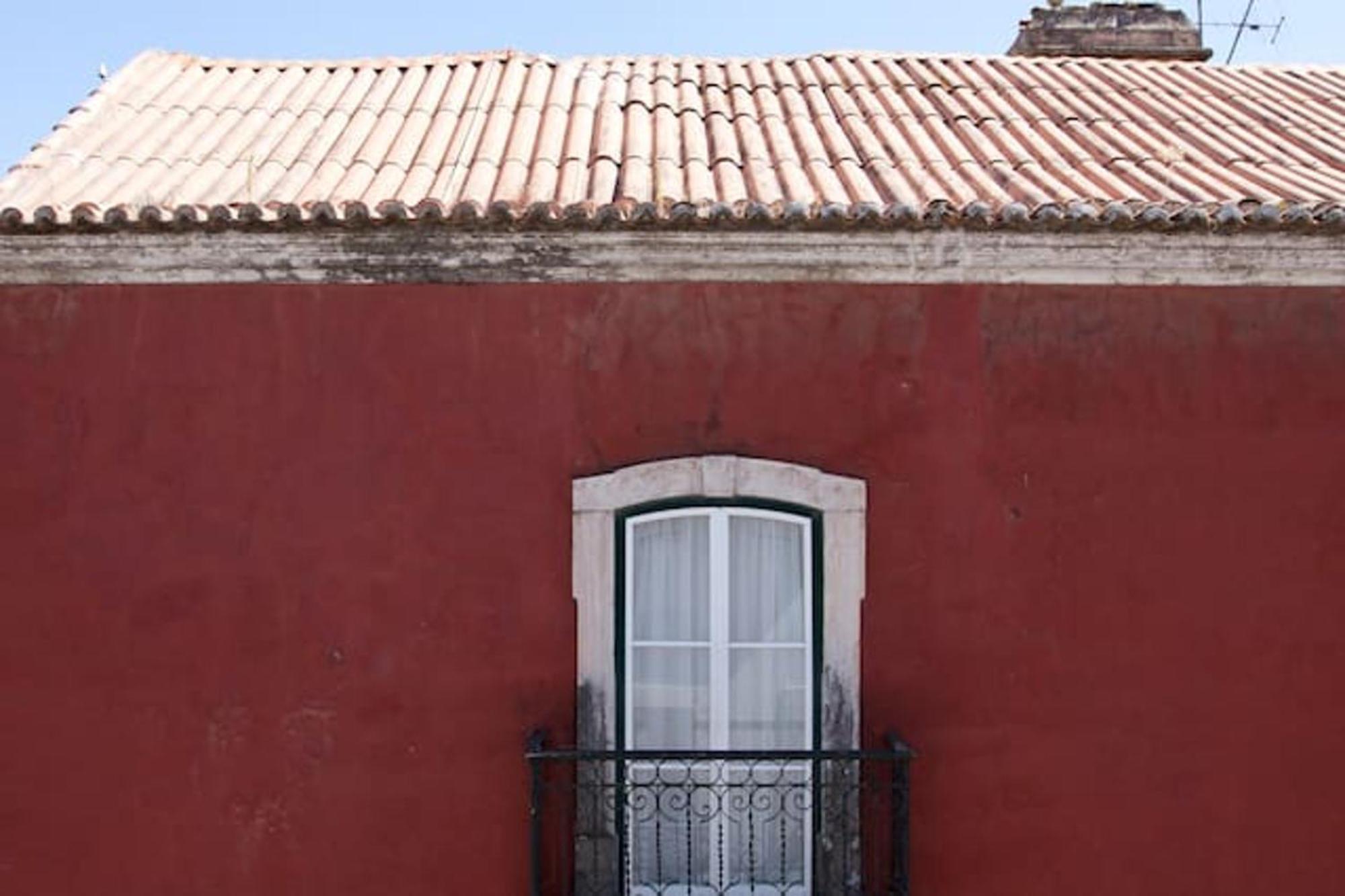 Apartment Bright In Lisbon, 70 Sqm Near Center