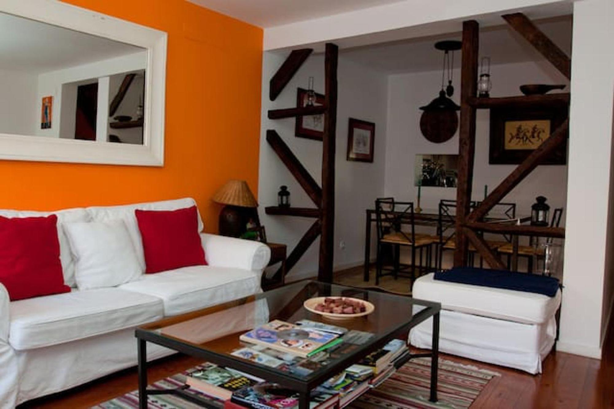 Apartment Bright In Lisbon, 70 Sqm Near Center